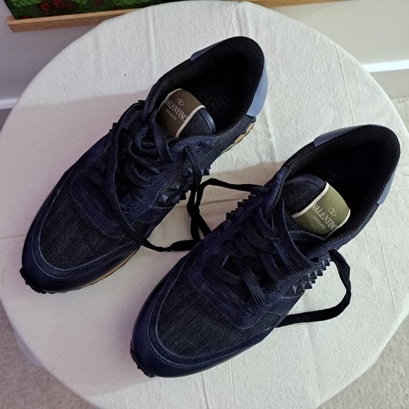 VALENTINO GARAVANI Rockstud Leather, Suede And Denim Sneakers In Navy - Picture 2 of 6